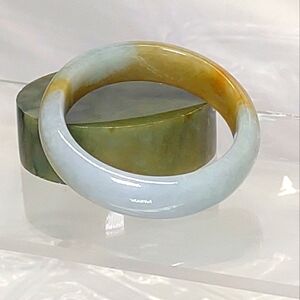 Baby Jadeitd Bangle